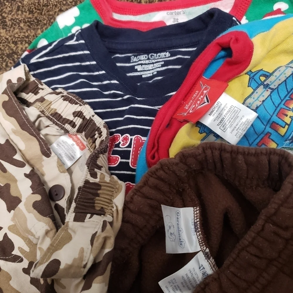 Boys size 3T clothing bundle of 7 a mix of summer and winter